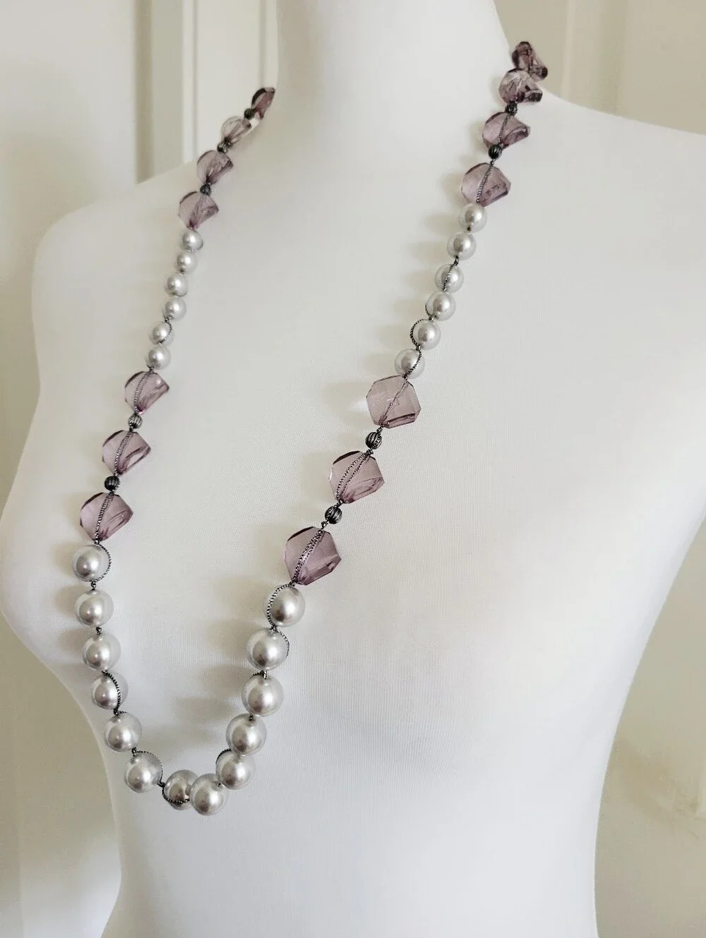 LOFT | Long Elegant Silver Tone Lavender Crystal & Faux Pearl Necklace - Picture 6 of 9